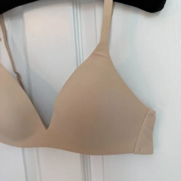 Victoria's Secret 34B Body by Victoria IPEX Wireless Nude - Picture 2 of 6